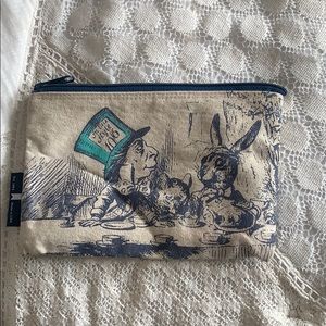 out of print alice in wonderland pencil case !!